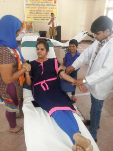 blood donation camp at nehru nagar (4)
